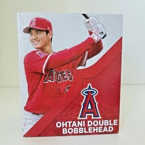 Shohei Ohtani Double Bobblehead LA Angels Rookie 2018 SGA New In Box Pitcher Bat